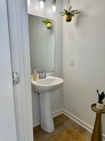 301 Great Plains Street, Nixa, MO 65714