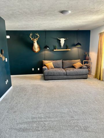 301 Great Plains Street, Nixa, MO 65714