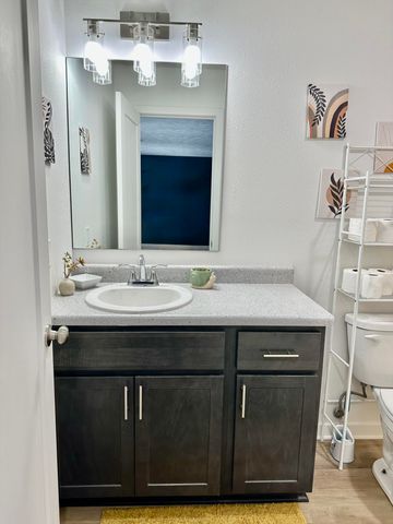 301 Great Plains Street, Nixa, MO 65714