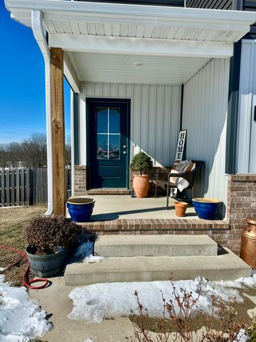 301 Great Plains Street, Nixa, MO 65714