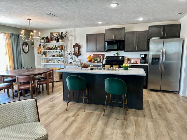 301 Great Plains Street, Nixa, MO 65714