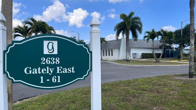 2638 E Gately Dr Drive E 31, West Palm Beach, FL 33415