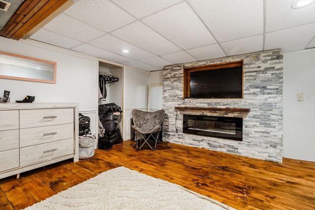 28 Holly Drive, Gardner, MA 01440