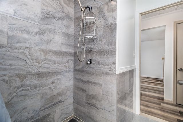 28 Holly Drive, Gardner, MA 01440