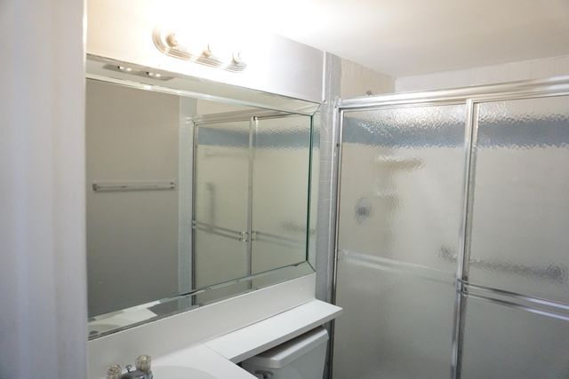 89 Cambridge D, West Palm Beach, FL 33417