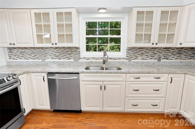 30 Morning Glory Lane, Weaverville, NC 28787