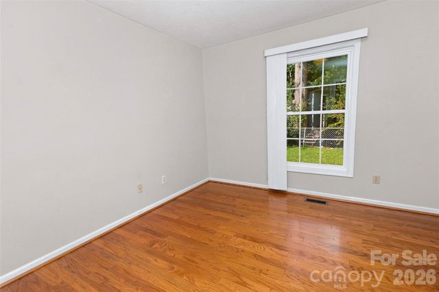 30 Morning Glory Lane, Weaverville, NC 28787