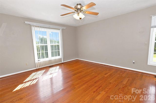 30 Morning Glory Lane, Weaverville, NC 28787