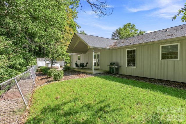 30 Morning Glory Lane, Weaverville, NC 28787
