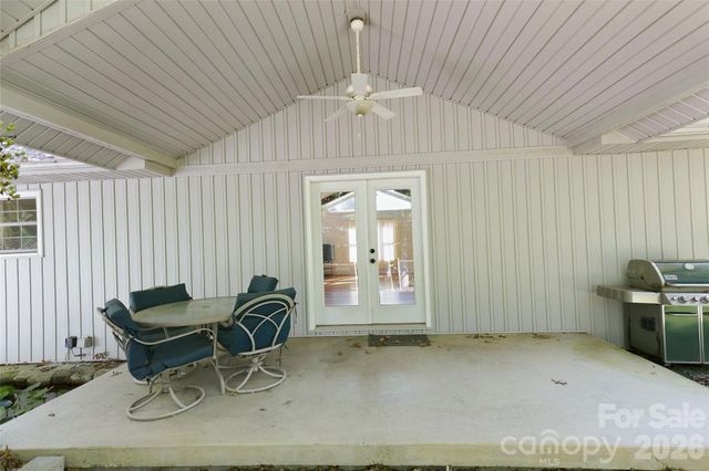 30 Morning Glory Lane, Weaverville, NC 28787