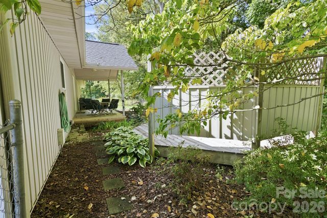 30 Morning Glory Lane, Weaverville, NC 28787