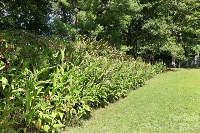 30 Morning Glory Lane, Weaverville, NC 28787