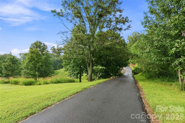 30 Morning Glory Lane, Weaverville, NC 28787