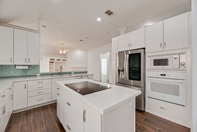 5024 Woodmeadow Drive, Fort Worth, TX 76135