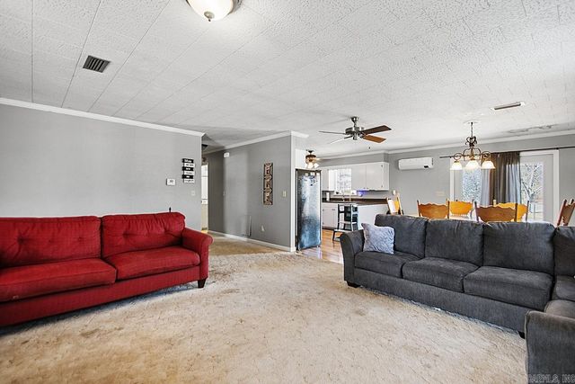 108 E 5th Avenue, Leola, AR 72084