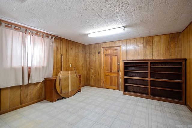 108 E 5th Avenue, Leola, AR 72084