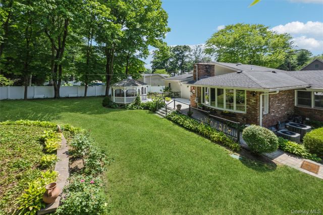 43 Viola Drive, Glen Cove, NY 11542