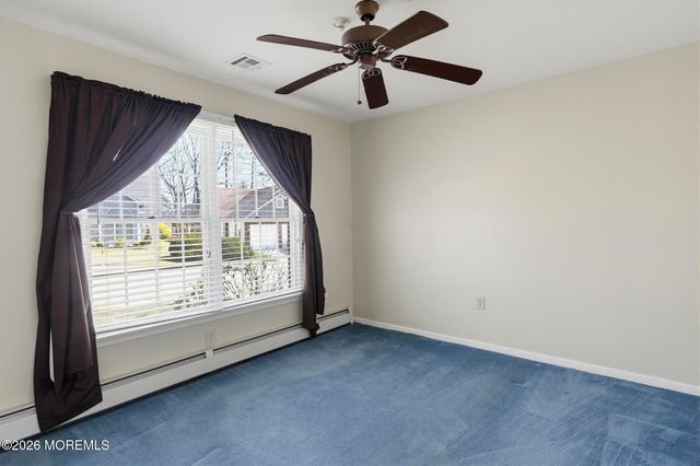 1523 Heatherleaf Lane, Toms River, NJ 08755