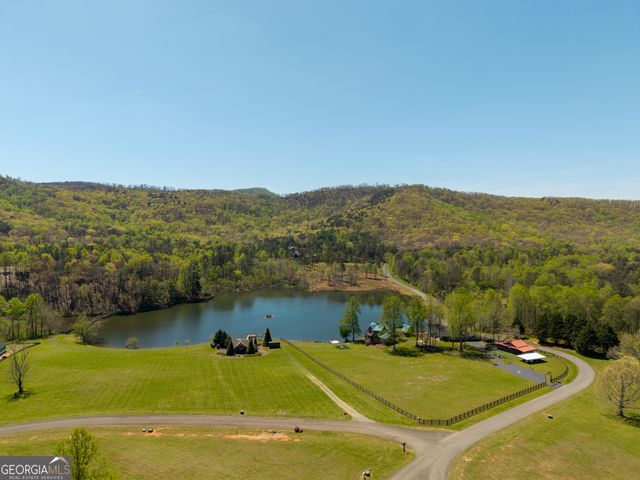 245 Smokerise Court, Ellijay, GA 30536