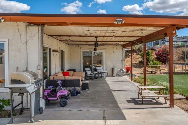 13740 Hidden Valley Road, Victorville, CA 92395