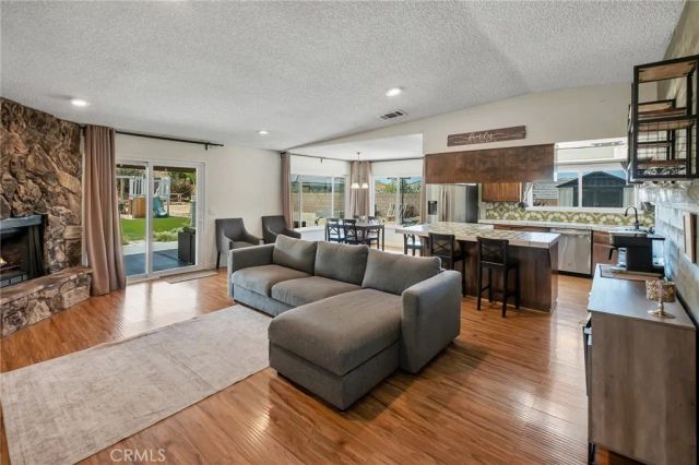 13740 Hidden Valley Road, Victorville, CA 92395