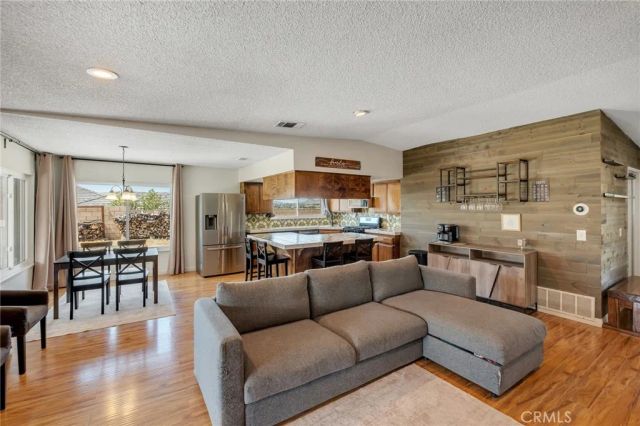 13740 Hidden Valley Road, Victorville, CA 92395
