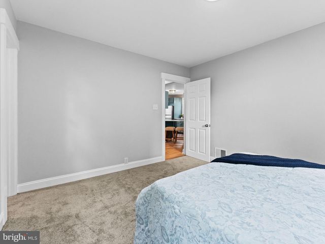 62 WARREN AVE, Bellmawr, NJ 08031