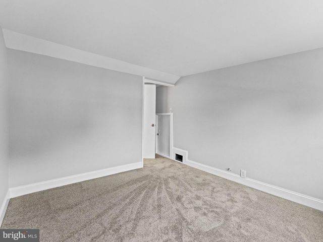 62 WARREN AVE, Bellmawr, NJ 08031