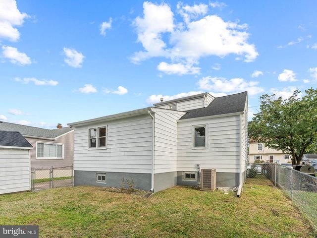 62 WARREN AVE, Bellmawr, NJ 08031