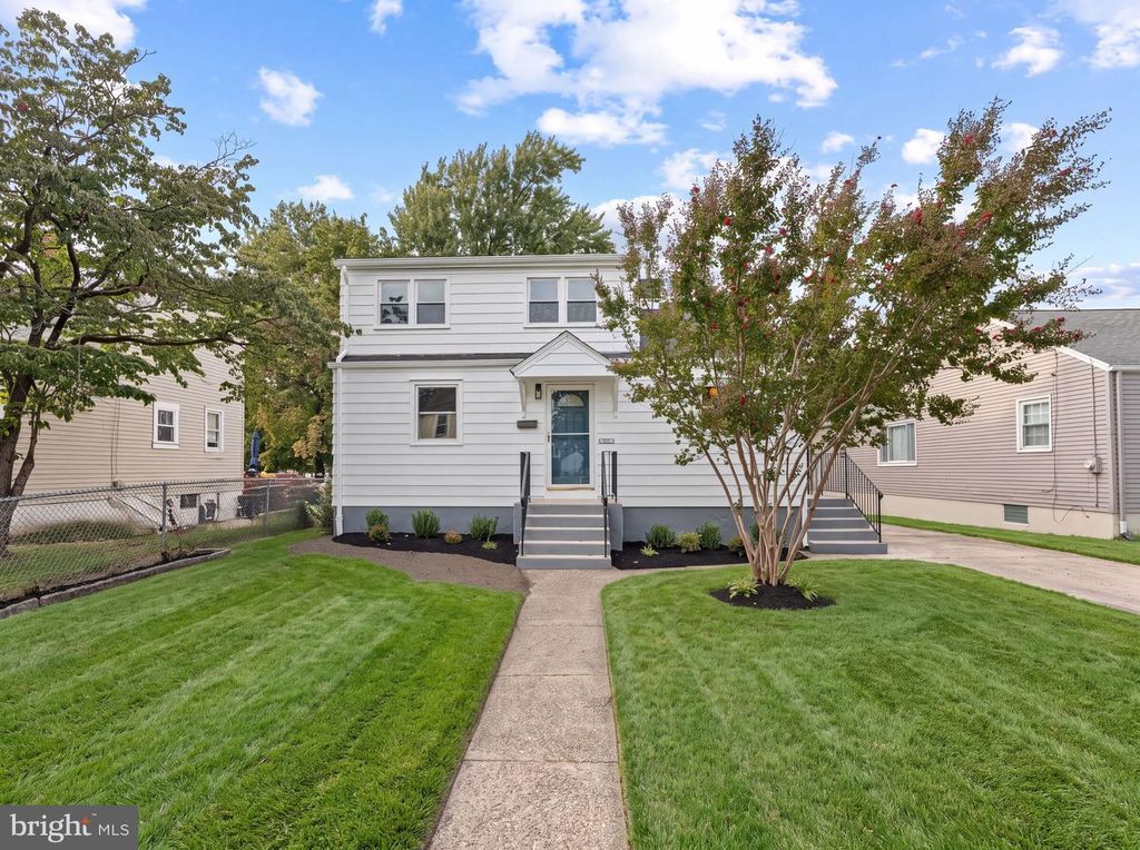 62 WARREN AVE, Bellmawr, NJ 08031