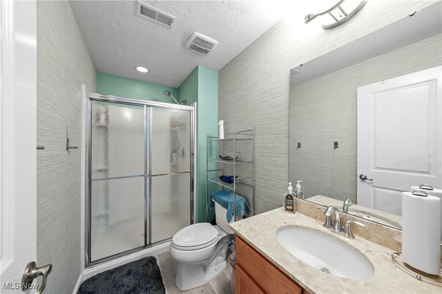 8028 Megan Meadow Drive, Hudson, OH 44236