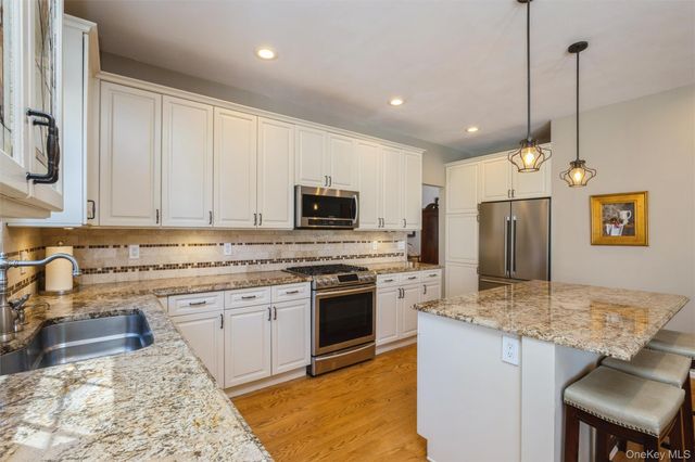 96 Fairway View Drive, Commack, NY 11725