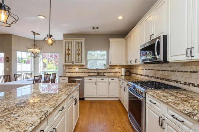 96 Fairway View Drive, Commack, NY 11725