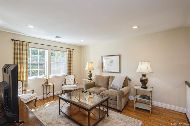 96 Fairway View Drive, Commack, NY 11725