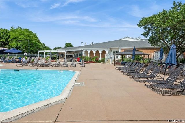 96 Fairway View Drive, Commack, NY 11725
