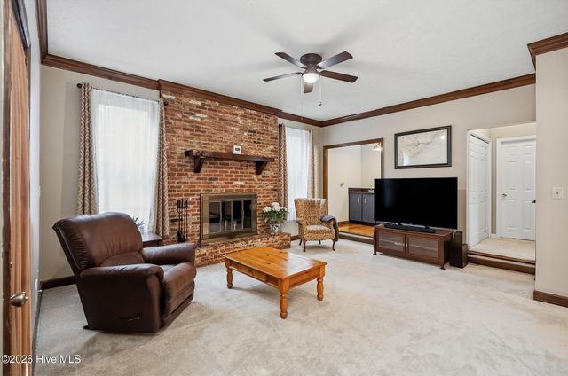 8 Foxhil Drive, North Augusta, SC 29860