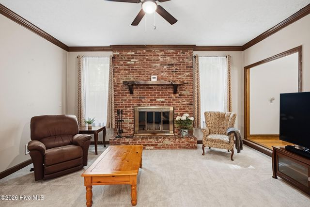 8 Foxhil Drive, North Augusta, SC 29860