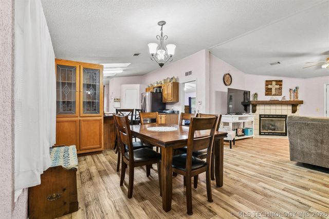 23 Post Oak Lane, Cartwright, OK 74731