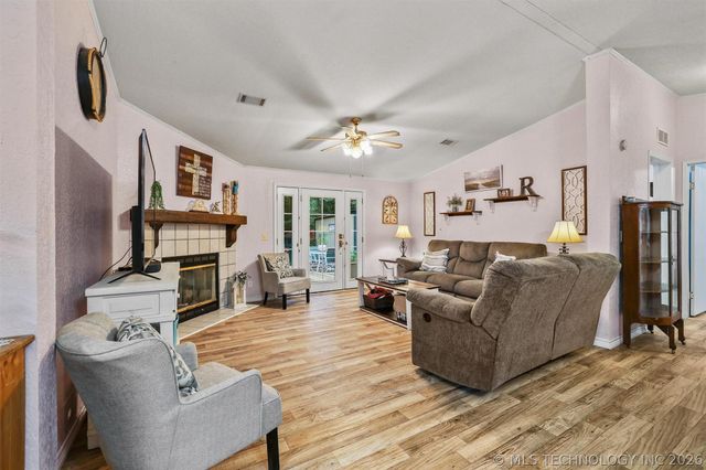 23 Post Oak Lane, Cartwright, OK 74731