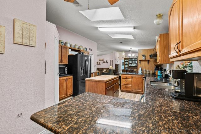 23 Post Oak Lane, Cartwright, OK 74731