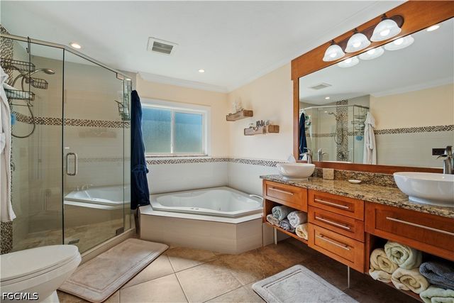 1220 SE 34th TER, Cape Coral, FL 33904