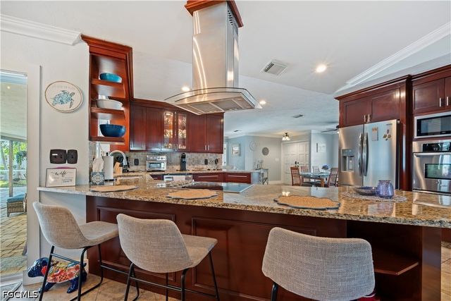 1220 SE 34th TER, Cape Coral, FL 33904