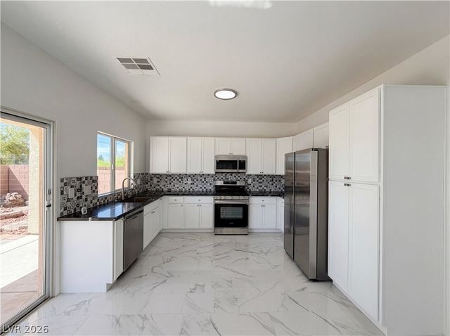 1213 Malibu Sands Avenue, North Las Vegas, NV 89086