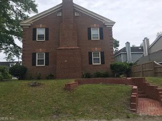 406 34th St Apt 5, Virginia Beach, VA 23451