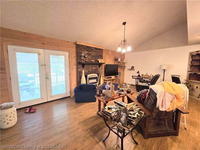 1010 N Daisy Street, Greenwood, AR 72936