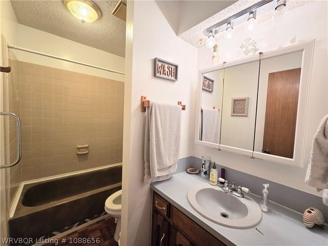 1010 N Daisy Street, Greenwood, AR 72936
