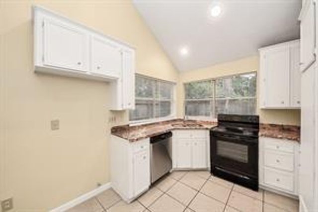 210 Squires Bend, Stafford, TX 77477