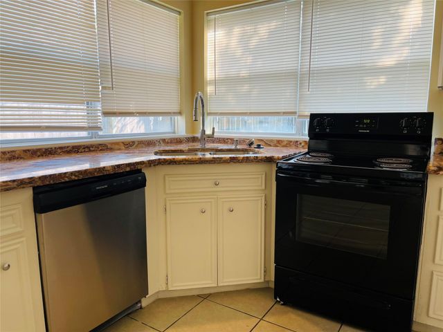 210 Squires Bend, Stafford, TX 77477