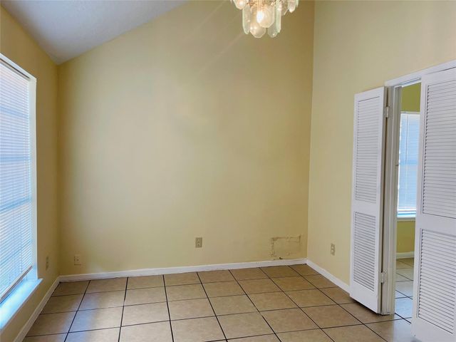 210 Squires Bend, Stafford, TX 77477