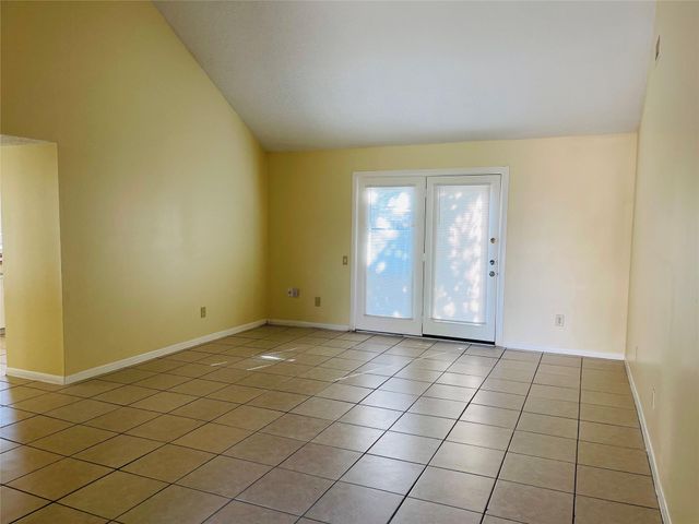 210 Squires Bend, Stafford, TX 77477